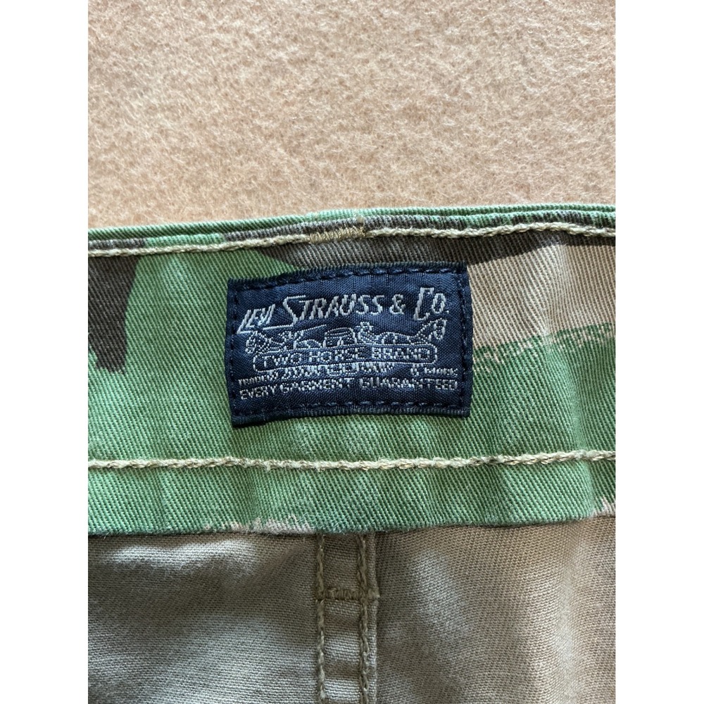 Levi Strauss & Co Mens Big & Tall Camo Cargo Shorts Woodland Camouflage Size 44 - Picture 4 of 6